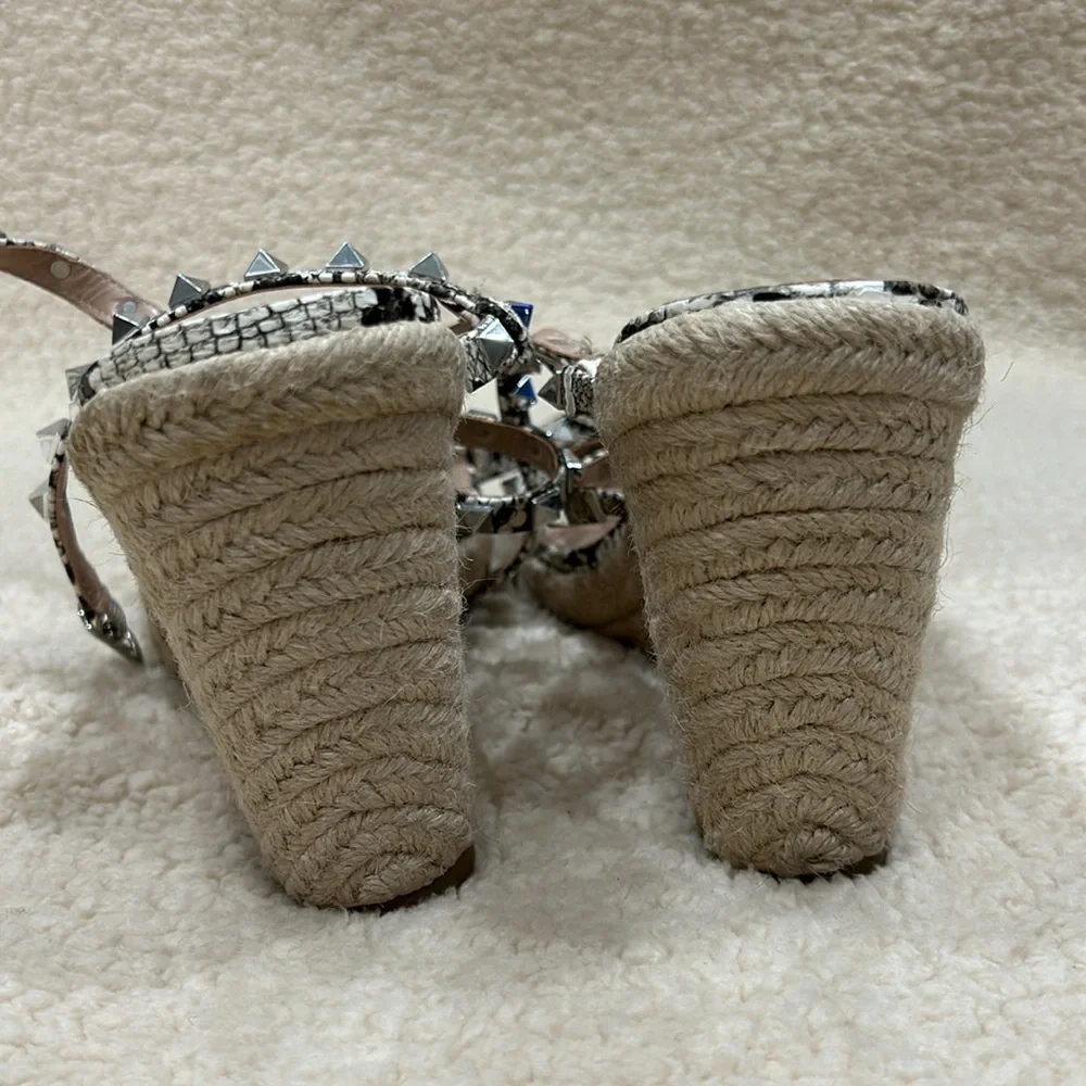 Steve Madden - Picture 3 of 3